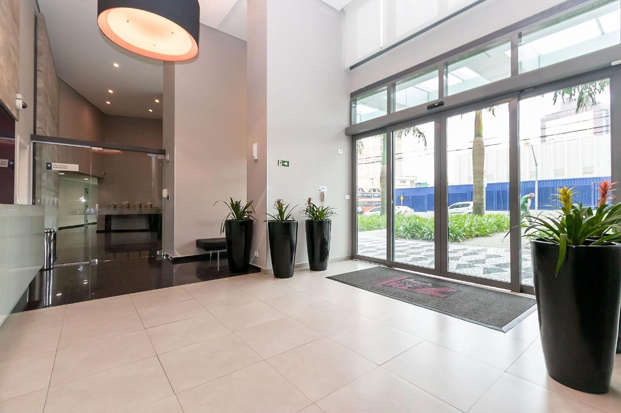 Apartamento Lindo Apto Com Garagem!